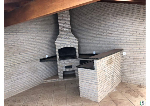 VENDE-SE CASA JD. BOTURA ÓTIMA LOCALIZAÇÃO