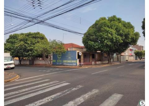 CASA RUA BAHIA ESQ. C/ RIO GRANDE