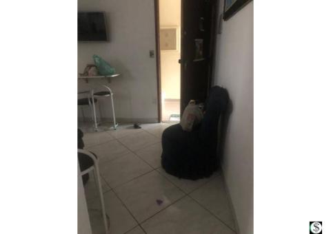 APARTAMENTO À TRÊS QUADRAS DA PRAIA